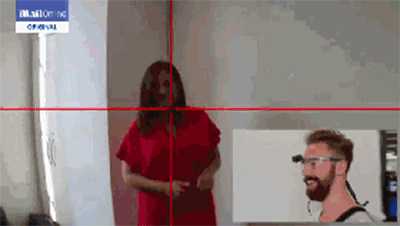 【涨姿势】和姑娘约会,男人最关注什么部位?